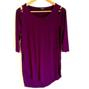 The Limited Women's Cold Shoulder Cut-Out Top Maroon